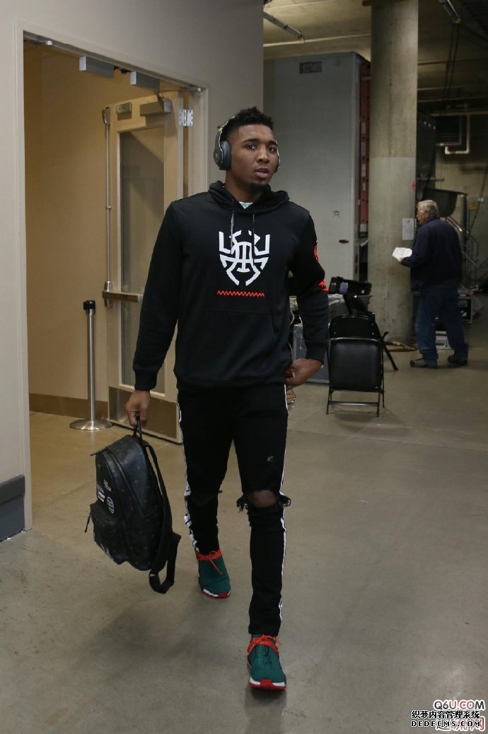 米切尔签名鞋专属logo曝光 米切尔值得拥有个人签名鞋吗 米切尔签名鞋专属logo曝光 米切尔值得拥有个人签名鞋吗