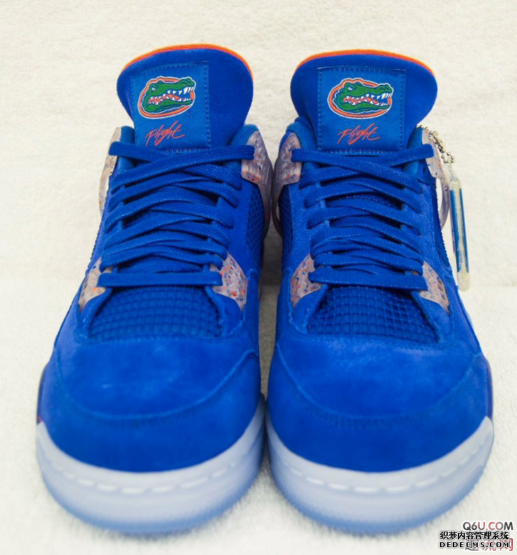 佛罗里达鳄鱼队专属AJ4实物赏析 AJ4有哪些好看的球员PE配色 佛罗里达鳄鱼队专属AJ4实物赏析 AJ4有哪些好看的球员PE配色