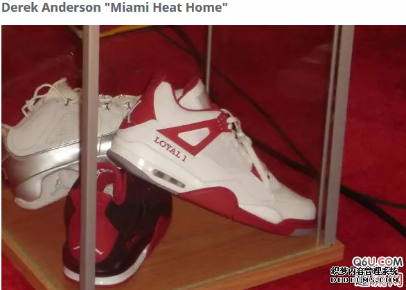 佛罗里达鳄鱼队专属AJ4实物赏析 AJ4有哪些好看的球员PE配色 佛罗里达鳄鱼队专属AJ4实物赏析 AJ4有哪些好看的球员PE配色