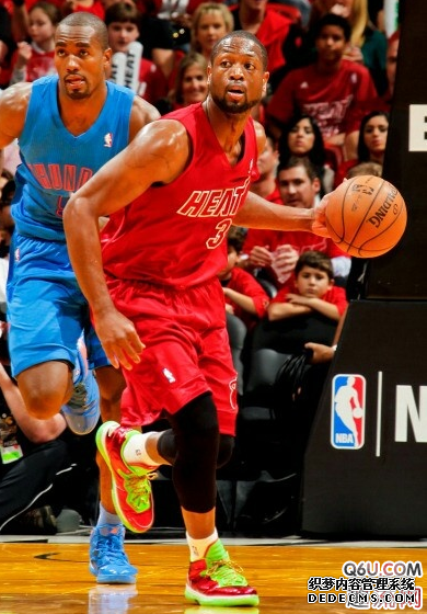 韦德之道7没有圣诞配色 往年韦德圣诞大战上脚的韦德之道圣诞系列鞋款盘点 韦德之道7没有圣诞配色 往年韦德圣诞大战上脚的韦德之道圣诞系列鞋款盘点