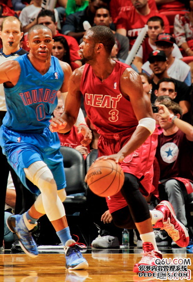 韦德之道7没有圣诞配色 往年韦德圣诞大战上脚的韦德之道圣诞系列鞋款盘点 韦德之道7没有圣诞配色 往年韦德圣诞大战上脚的韦德之道圣诞系列鞋款盘点