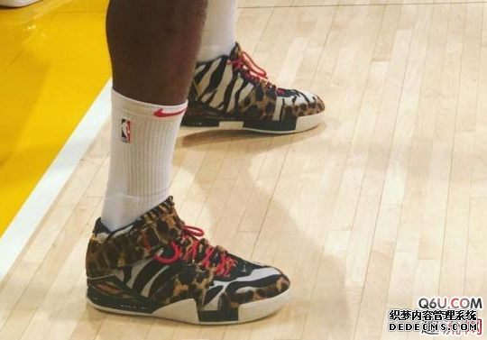 鞋王塔克在NBA中上脚最贵重的球鞋是哪双 盘点PJ塔克在NBA中上脚过的七双神鞋 鞋王塔克在NBA中上脚最贵重的球鞋是哪双 盘点PJ塔克在NBA中上脚过的七双神鞋