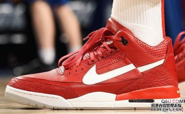 鞋王塔克在NBA中上脚最贵重的球鞋是哪双 盘点PJ塔克在NBA中上脚过的七双神鞋 鞋王塔克在NBA中上脚最贵重的球鞋是哪双 盘点PJ塔克在NBA中上脚过的七双神鞋