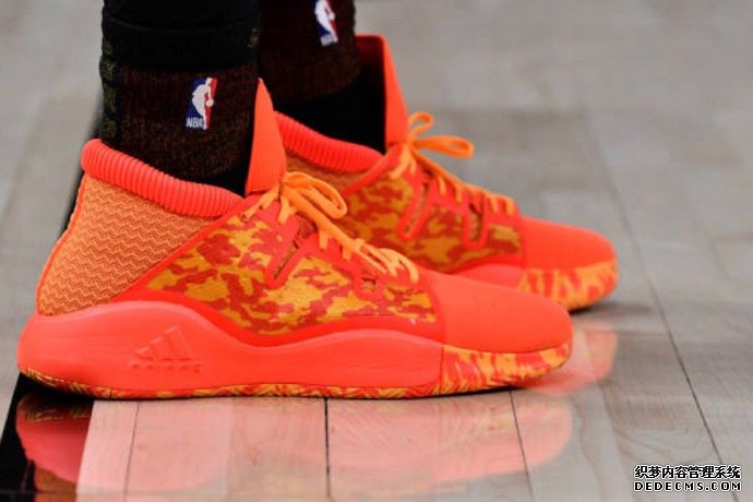 米切尔专属配色阿迪达斯Pro Vision发售信息 阿迪达斯Pro Vision米切尔pe配色上脚图赏析 米切尔专属配色阿迪达斯Pro Vision发售信息 阿迪达斯Pro Vision米切尔pe配色上脚图赏析