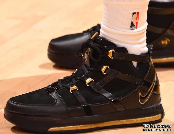 NBA12月22号球星上脚球鞋精选利拉德上脚Dame 5全新配色 NBA12月22号球星上脚球鞋精选利拉德上脚Dame 5全新配色