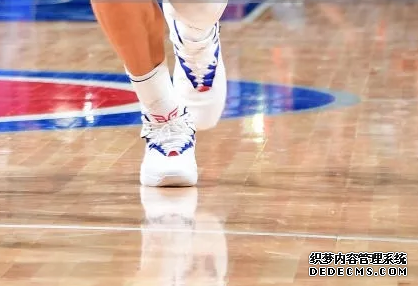 NBA12月18号库里上脚什么球鞋 NBA12月18号球星上脚球鞋一览 NBA12月18号库里上脚什么球鞋 NBA12月18号球星上脚球鞋一览