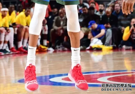 NBA12月18号库里上脚什么球鞋 NBA12月18号球星上脚球鞋一览 NBA12月18号库里上脚什么球鞋 NBA12月18号球星上脚球鞋一览