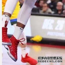 NBA12月18号库里上脚什么球鞋 NBA12月18号球星上脚球鞋一览 NBA12月18号库里上脚什么球鞋 NBA12月18号球星上脚球鞋一览