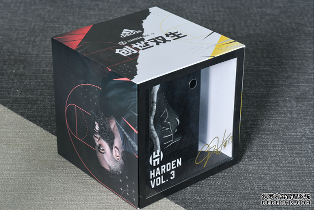 哈登3鸳鸯特别版实物欣赏 哈登3鸳鸯特别版上脚图 哈登3鸳鸯特别版实物欣赏 哈登3鸳鸯特别版上脚图