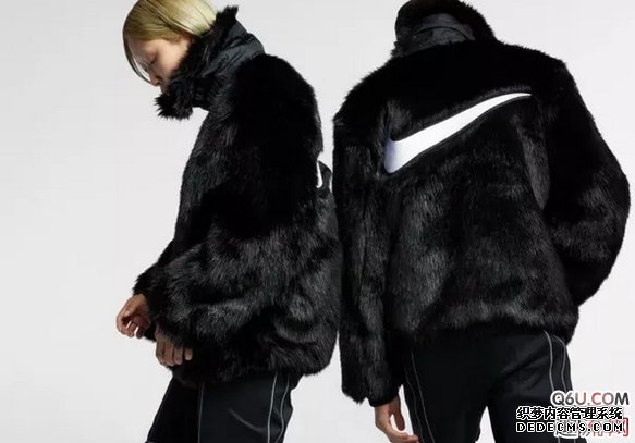 Nike大LOGO外套Ambush联名实物欣赏 Nike联名Ambush大衣现在还能入手吗 Nike大LOGO外套Ambush联名实物欣赏 Nike联名Ambush大衣现在还能入手吗