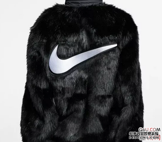 Nike大LOGO外套Ambush联名实物欣赏 Nike联名Ambush大衣现在还能入手吗 Nike大LOGO外套Ambush联名实物欣赏 Nike联名Ambush大衣现在还能入手吗