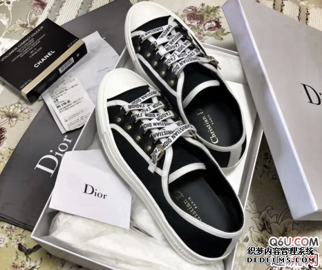 迪奥字母刺绣帆布鞋偏码吗 2019dior明星同款帆布鞋上脚怎么样 迪奥字母刺绣帆布鞋偏码吗 2019dior明星同款帆布鞋上脚怎么样