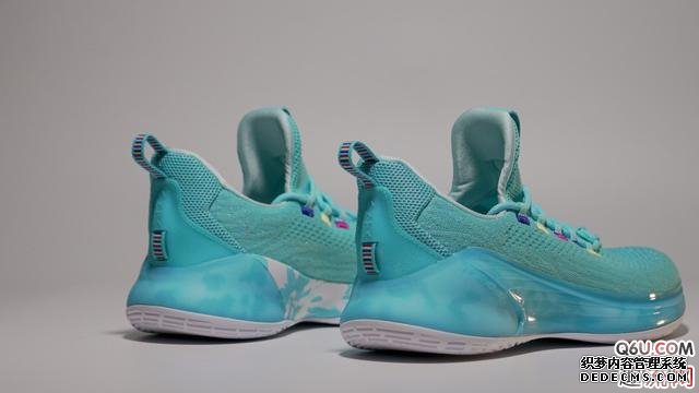 KT4轻骑兵开箱评测 安踏KT4轻骑兵细节赏析 KT4轻骑兵开箱评测 安踏KT4轻骑兵细节赏析