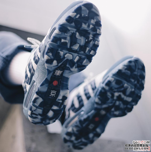 耐克air Max 95富士山日本限定开箱测评 air Max 95富士山上脚图 耐克air Max 95富士山日本限定开箱测评 air Max 95富士山上脚图