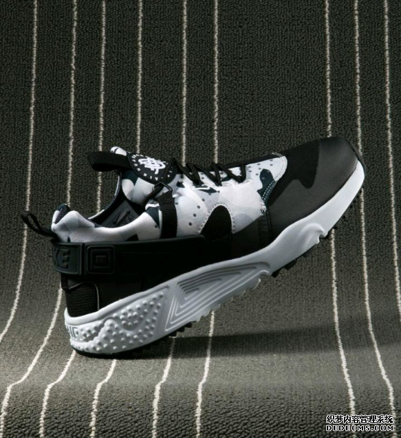 耐克华莱士跑鞋有什么特点 华莱士一代和二代有什么区别 耐克华莱士跑鞋有什么特点 华莱士一代和二代有什么区别