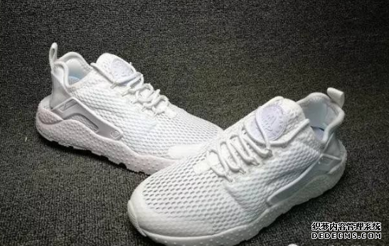 耐克华莱士跑鞋有什么特点 华莱士一代和二代有什么区别 耐克华莱士跑鞋有什么特点 华莱士一代和二代有什么区别