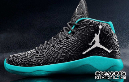 篮球鞋鞋底硬怎么回事 鞋底什么材质的比较好 篮球鞋鞋底硬怎么回事 鞋底什么材质的比较好