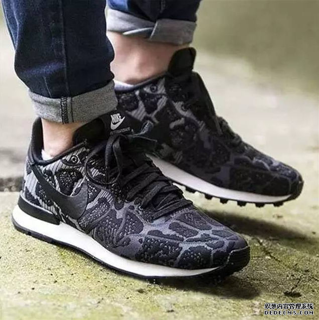如何判断耐克鞋有没有内置气垫 耐克内置气垫是什么 如何判断耐克鞋有没有内置气垫 耐克内置气垫是什么