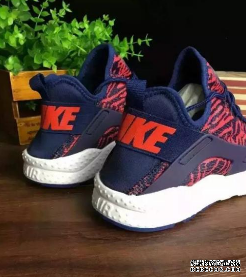 如何判断耐克鞋有没有内置气垫 耐克内置气垫是什么 如何判断耐克鞋有没有内置气垫 耐克内置气垫是什么