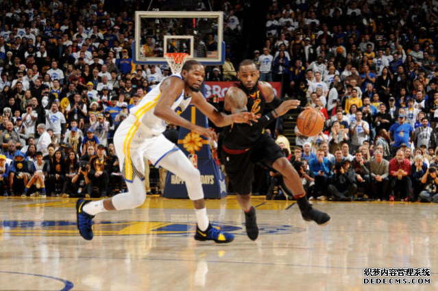 杜兰特成历史第二年轻20000分先生 杜兰特生涯得分能追上詹姆斯吗 杜兰特成历史第二年轻20000分先生 杜兰特生涯得分能追上詹姆斯吗