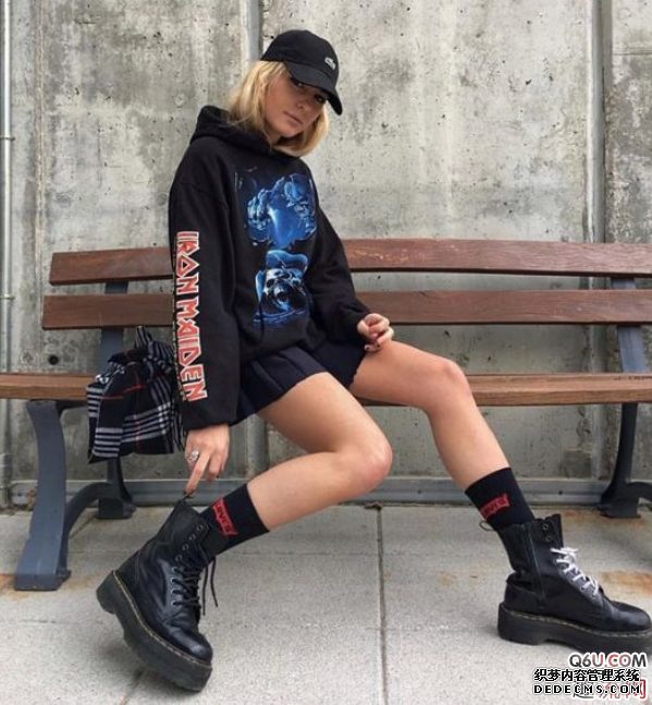 冬季露腿如何搭配 女生冬季露腿搭配技巧推荐 冬季露腿如何搭配 女生冬季露腿搭配技巧推荐