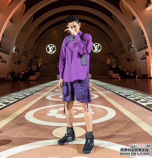 吴亦凡穿AJ搭配全员恶人丑吗 吴亦凡穿搭功力是怎么进步的 吴亦凡穿AJ搭配全员恶人丑吗 吴亦凡穿搭功力是怎么进步的