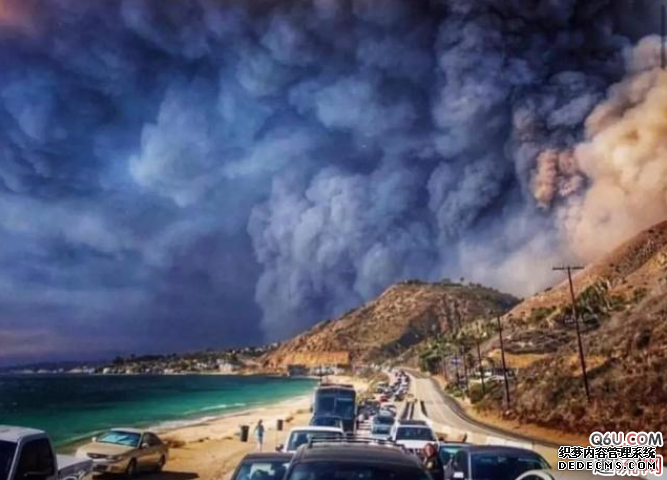 Kanye请私人消防队护卫豪宅被骂 侃爷给灾区捐款数百万 Kanye请私人消防队护卫豪宅被骂 侃爷给灾区捐款数百万